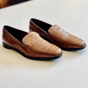 Everlane SIZE 7.5 Italian leather croc embossed brown loafers